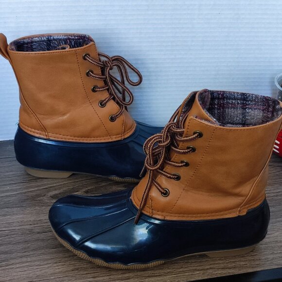 Wild Diva rain boots waterproof navy blue bottom brown top women's size 7 - Picture 2 of 13